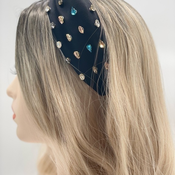 COPY - 𝅺RHINESTONE Headband with Gift Bag Included. - Picture 4 of 15